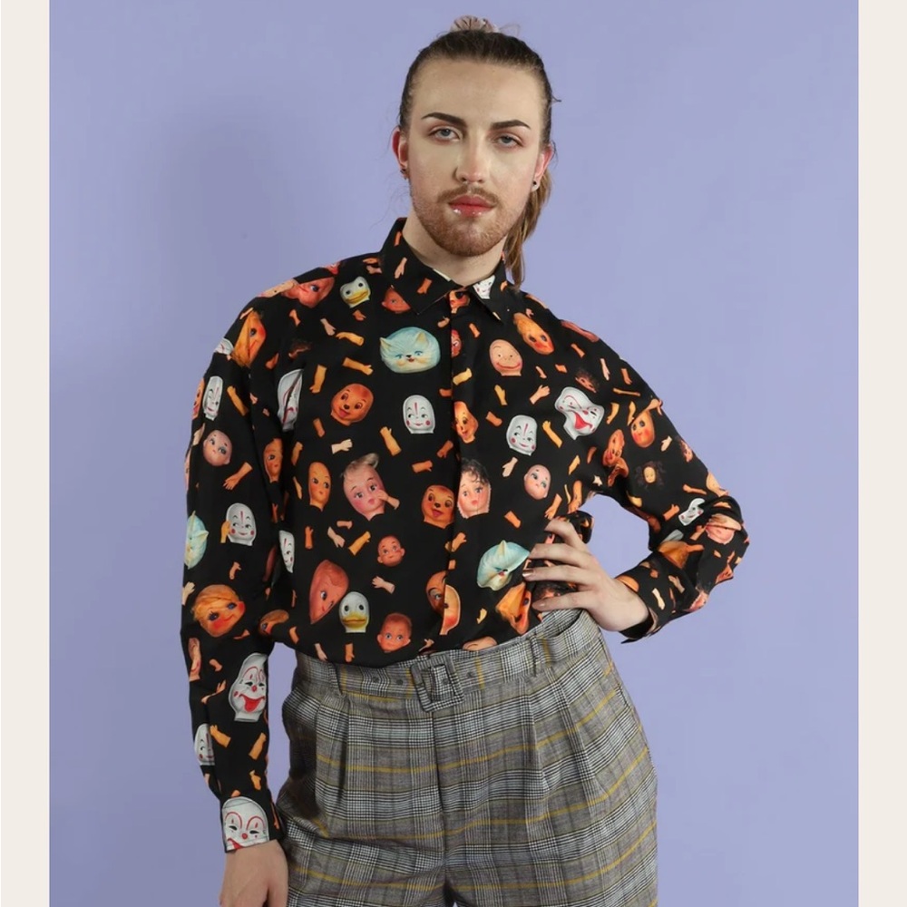Pretty Snake Black Shirt with Colorful Doll Parts